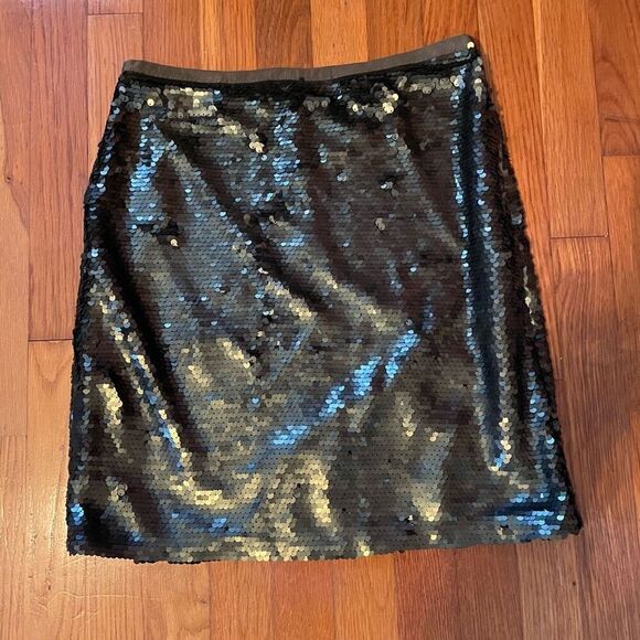 LOFT | olive green sequin pencil skirt 2 NWT $80 - Picture 4 of 6